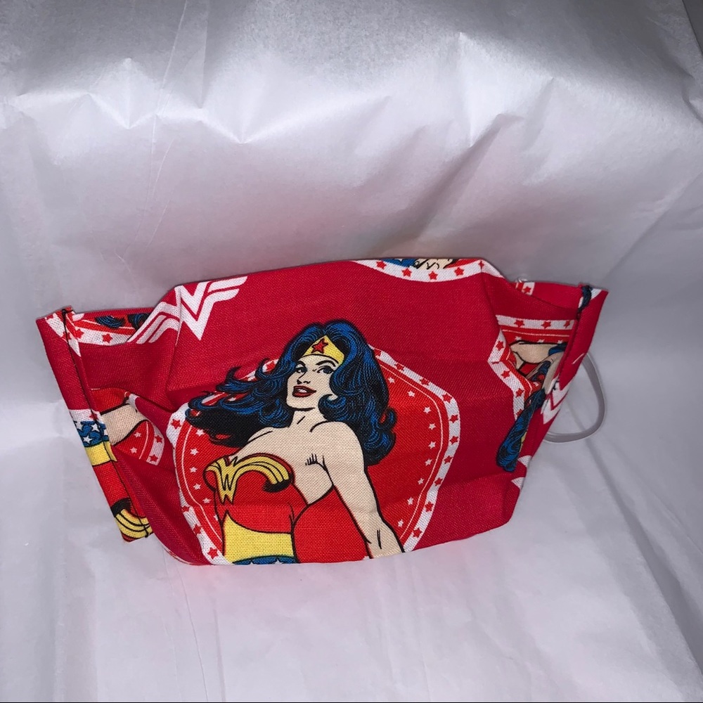 Wonder Woman facemask